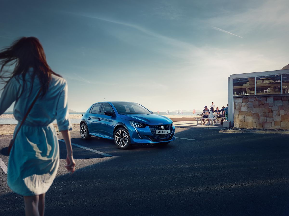 Peugeot e-208 ha inaugurato una nuova era per le city car del Leone Peugeot e-208 ha inaugurato una nuova era per le city car del Leone