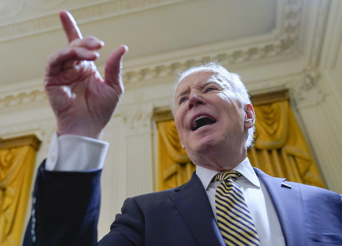 Guerra, Biden al mondo: “Putin valuta l’uso di armi chimiche e biologiche” Guerra, Biden al mondo: “Putin valuta l’uso di armi chimiche e biologiche”