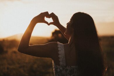 Cuore, prevenzione donne: sintomi e malattie, cosa cambia rispetto agli uomini