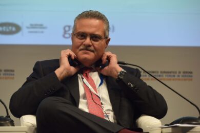 Generali, sospeso Cirinà: subentra Liverani, Ceo per la Germania