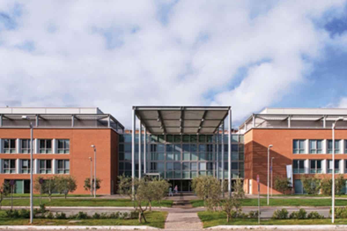 Raoul Bova al Campus Bio Medico per i pazienti con sarcoma dei tessuti molli Raoul Bova al Campus Bio Medico per i pazienti con sarcoma dei tessuti molli