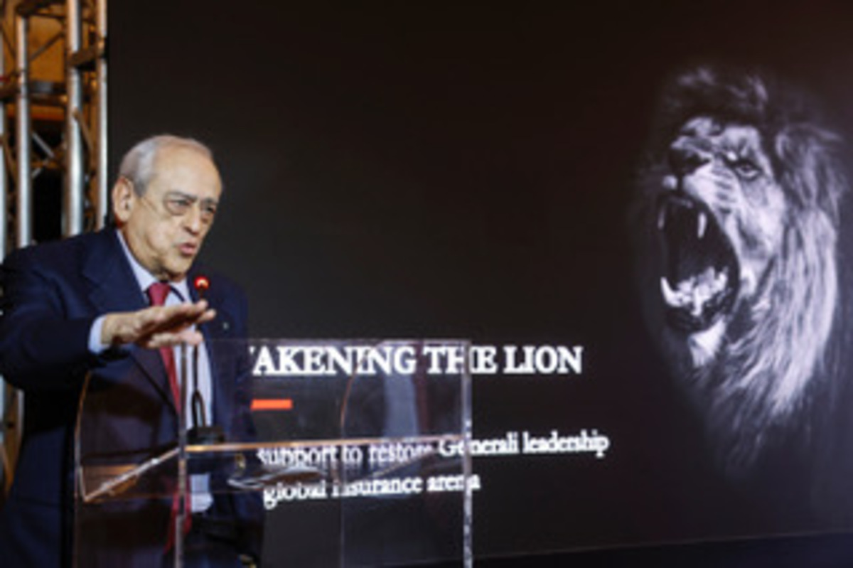 Generali, Calta promette più utili e 7 mld di M&A per “risvegliare il Leone” Generali, Calta promette più utili e 7 mld di M&A per “risvegliare il Leone”