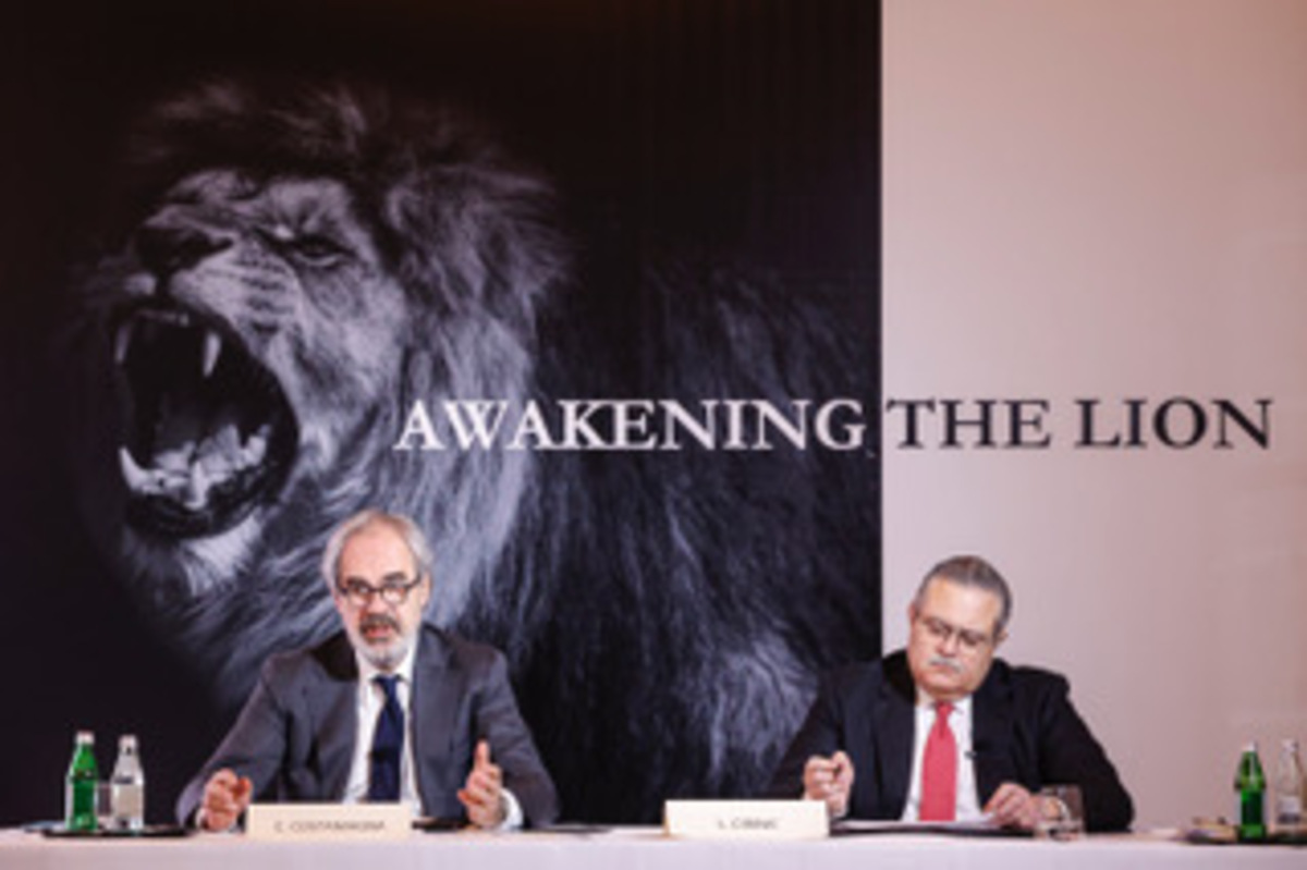 Generali, Calta promette più utili e 7 mld di M&A per “risvegliare il Leone” Generali, Calta promette più utili e 7 mld di M&A per “risvegliare il Leone”