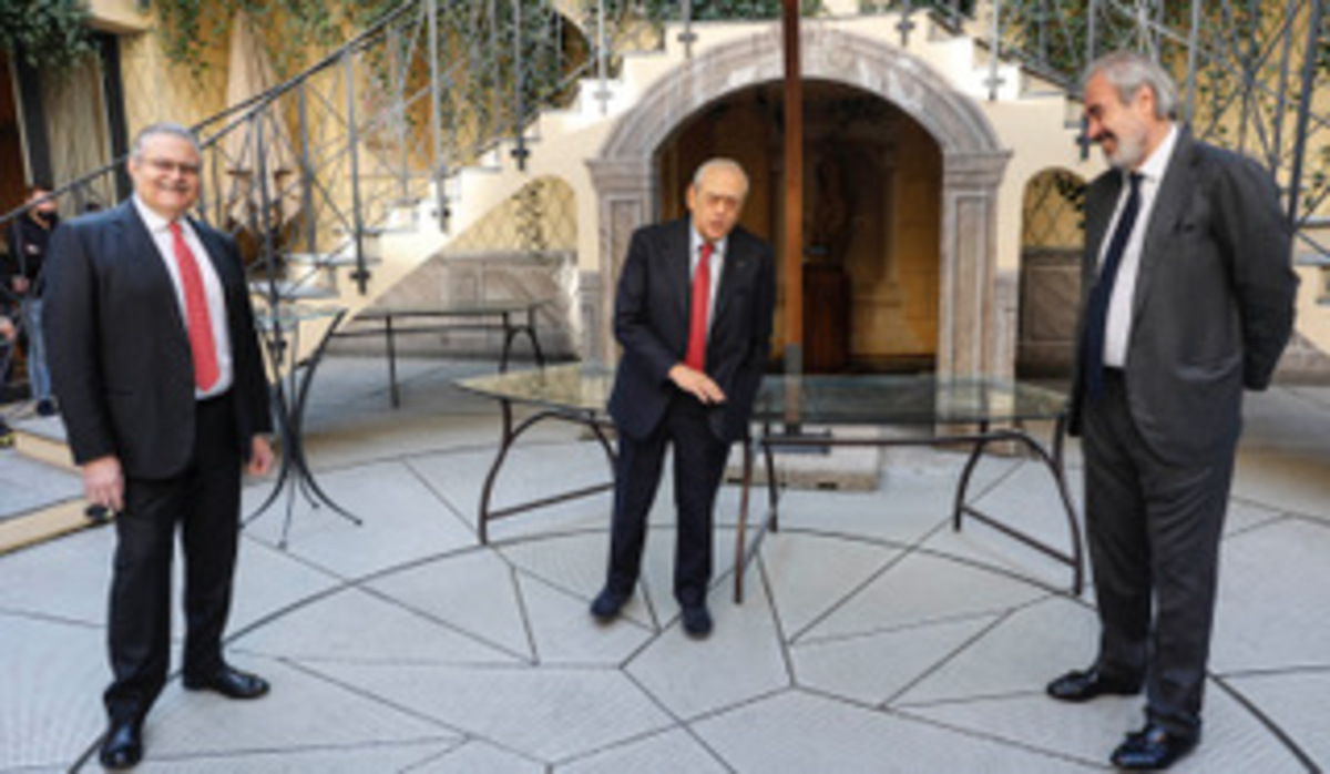 Generali, Calta promette più utili e 7 mld di M&A per “risvegliare il Leone” Generali, Calta promette più utili e 7 mld di M&A per “risvegliare il Leone”