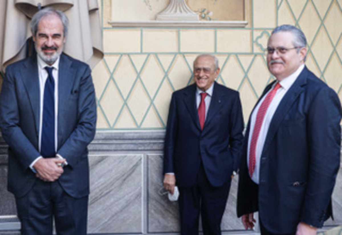 Generali, Calta promette più utili e 7 mld di M&A per “risvegliare il Leone” Generali, Calta promette più utili e 7 mld di M&A per “risvegliare il Leone”