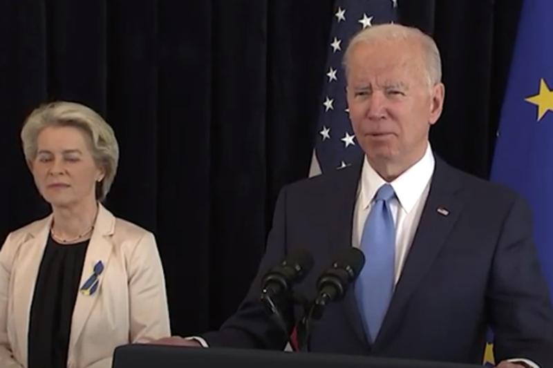 Biden: “Per ridurre dipendenza gas russo in Ue, Usa forniranno ulteriori 15mld di metri cubi di Gnl”