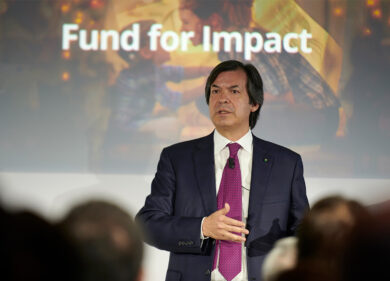 Intesa Sanpaolo: al via i progetti per l’emergenza umanitaria