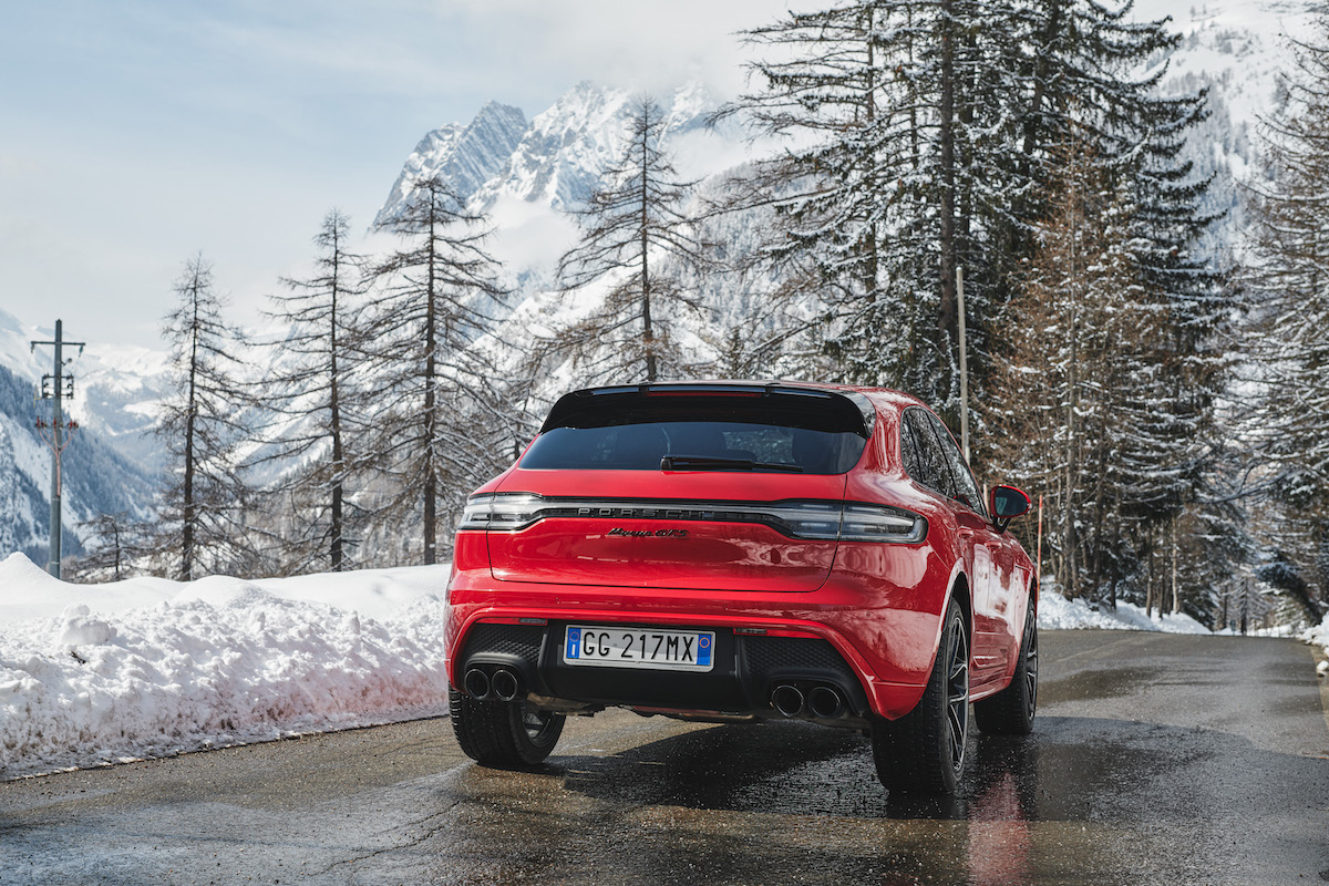Nuova Porsche Macan: più potente, filante e sportiva Nuova Porsche Macan: più potente, filante e sportiva
