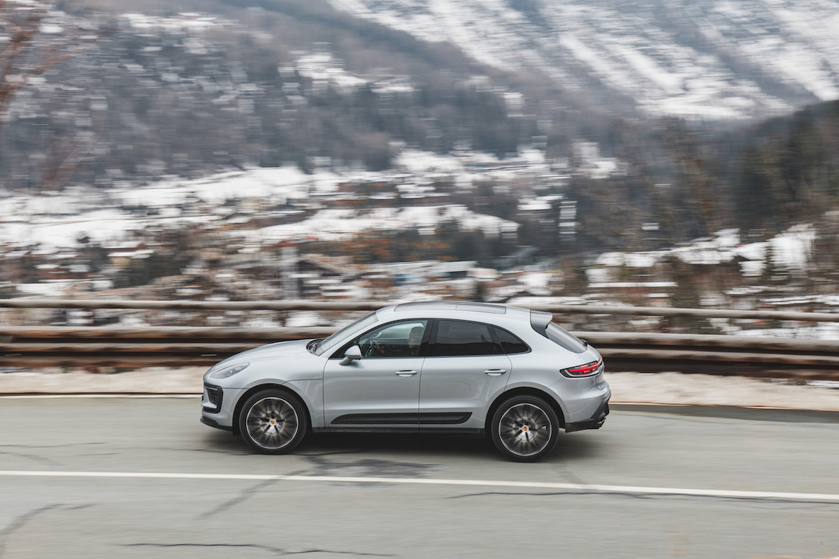 Nuova Porsche Macan: più potente, filante e sportiva Nuova Porsche Macan: più potente, filante e sportiva