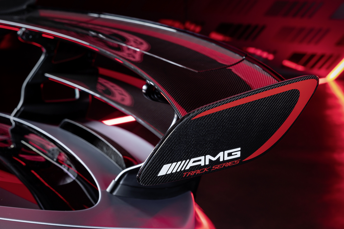 Mercedes-AMG GT Track Series: la più potente AMG di sempre Mercedes-AMG GT Track Series: la più potente AMG di sempre