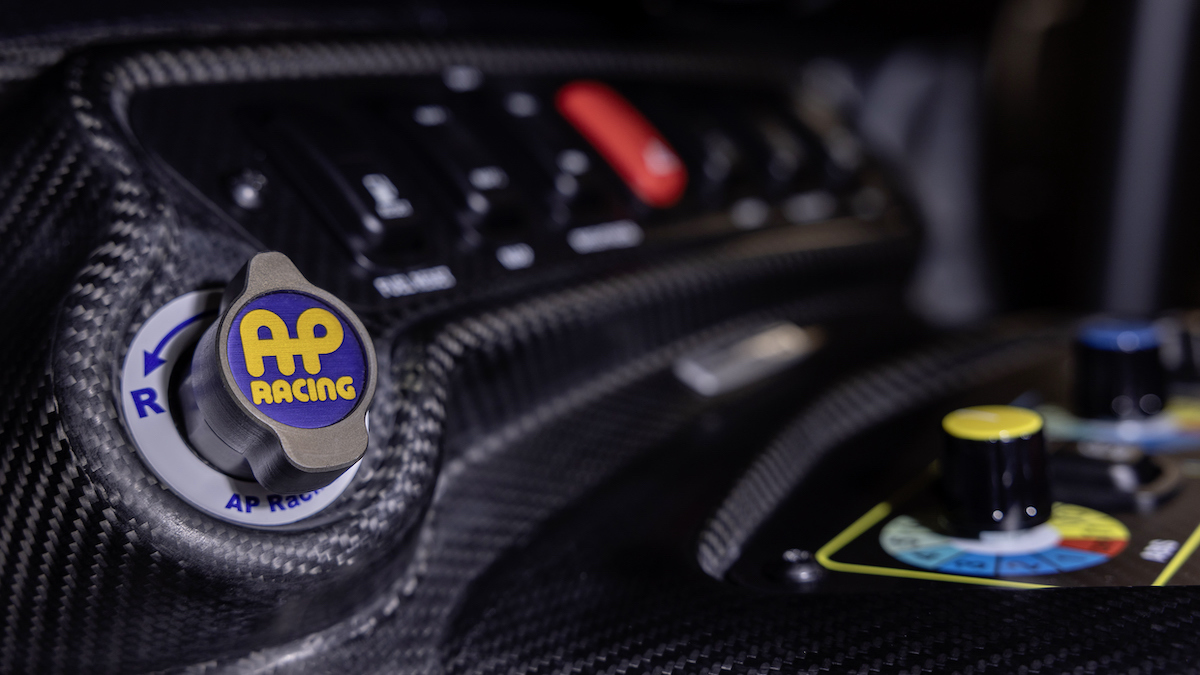 Mercedes-AMG GT Track Series: la più potente AMG di sempre Mercedes-AMG GT Track Series: la più potente AMG di sempre