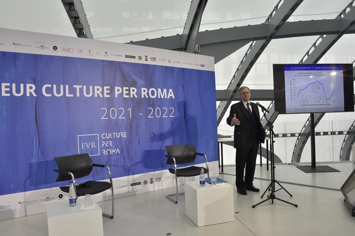 Visco, Banca d’Italia: “Necessaria una cooperazione internazionale rilevante” Visco, Banca d’Italia: “Necessaria una cooperazione internazionale rilevante”