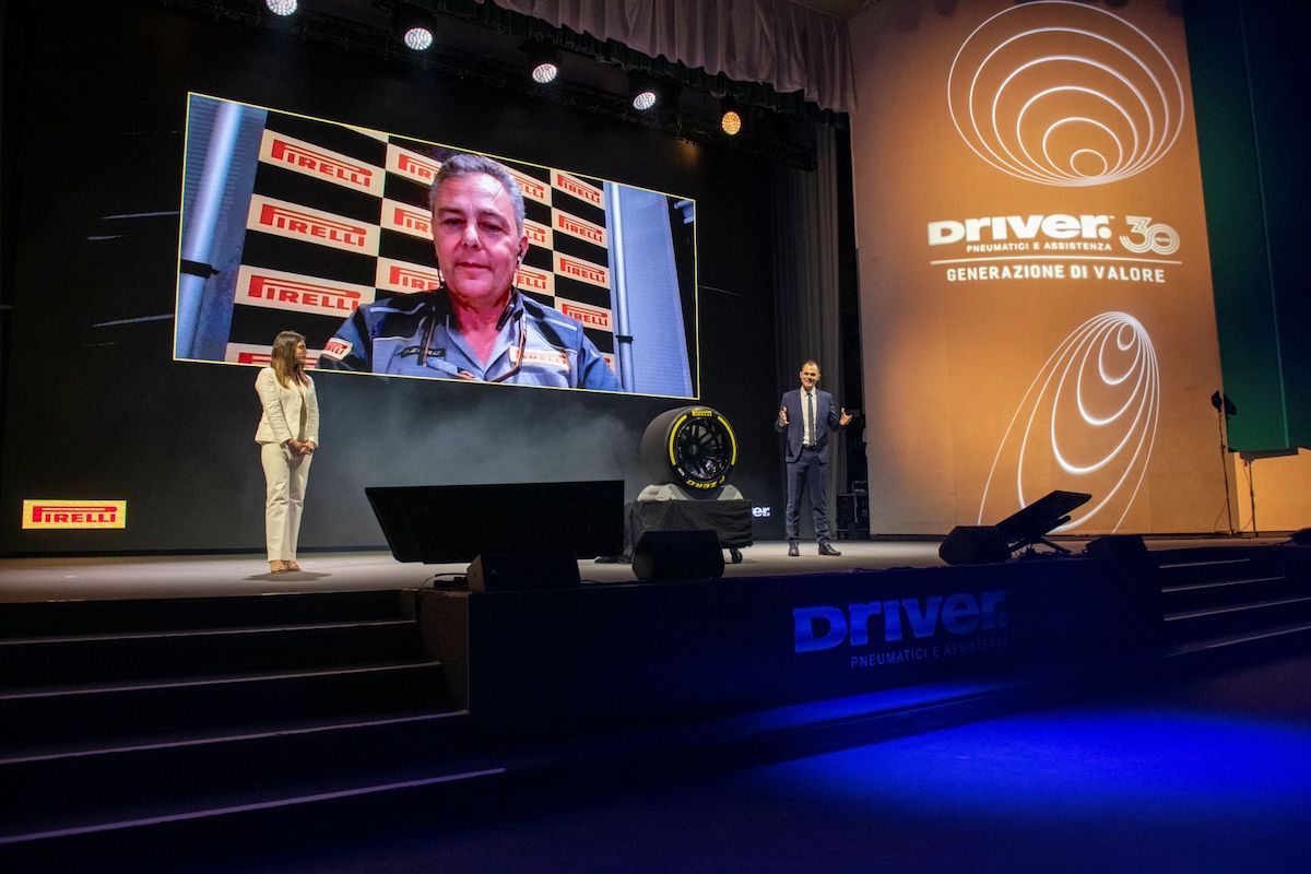 Driver, la rete di gommisti più grande d’italia, fesetggia 30 anni di attività