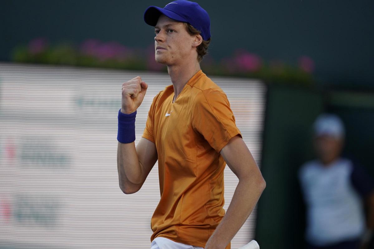 Sinner da urlo: annulla 5 match point e vola agli ottavi di Miami 1000 Sinner da urlo: annulla 5 match point e vola agli ottavi di Miami 1000