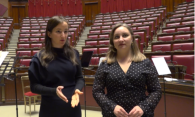 La soprano russa e quella ucraina insieme a Montecitorio per un canto di pace