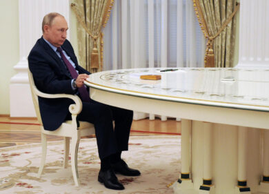 Biden rincara la dose con Putin: “Dittatore”. Cremlino: “Insulto personale”