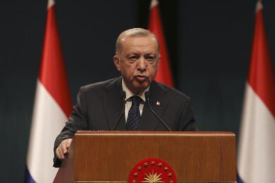 Erdogan uomo del giorno: da “cattivo” internazionale a negoziatore di pace