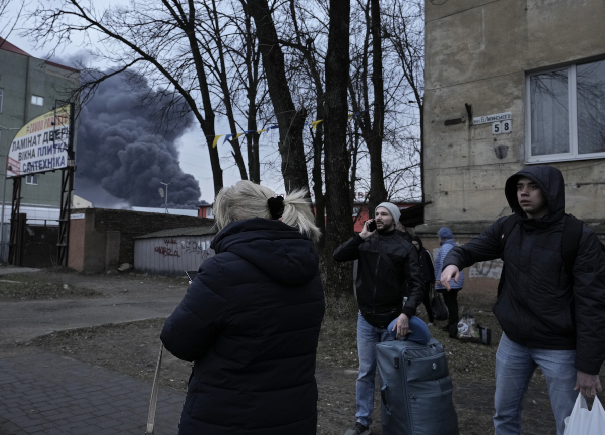 Guerra, ex capo Cia: “L’Ucraina può vincere, aerei Nato senza fare annunci”