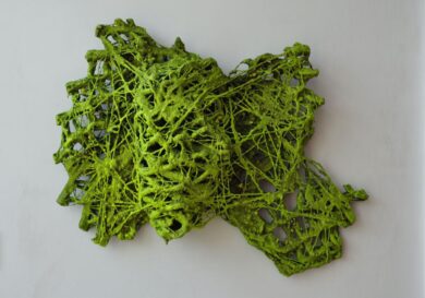 Salvatore Sava in mostra a Lecce: una scultura di materiali e natura