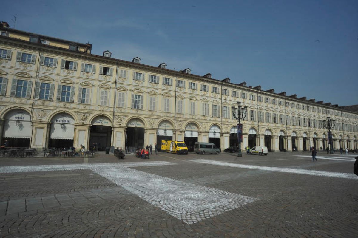 Ti amo ancora, piazza San Carlo: cosa significa la scritta a Torino
