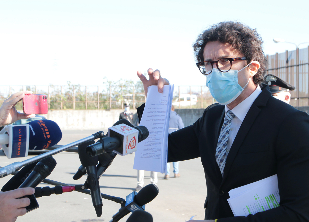 M5s, Toninelli con 45mila voti diventa probiviro. Solo 11mila meno di Conte