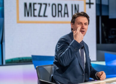 Spese militari, asse Draghi-Mattarella contro Conte: chi vota no è fuori