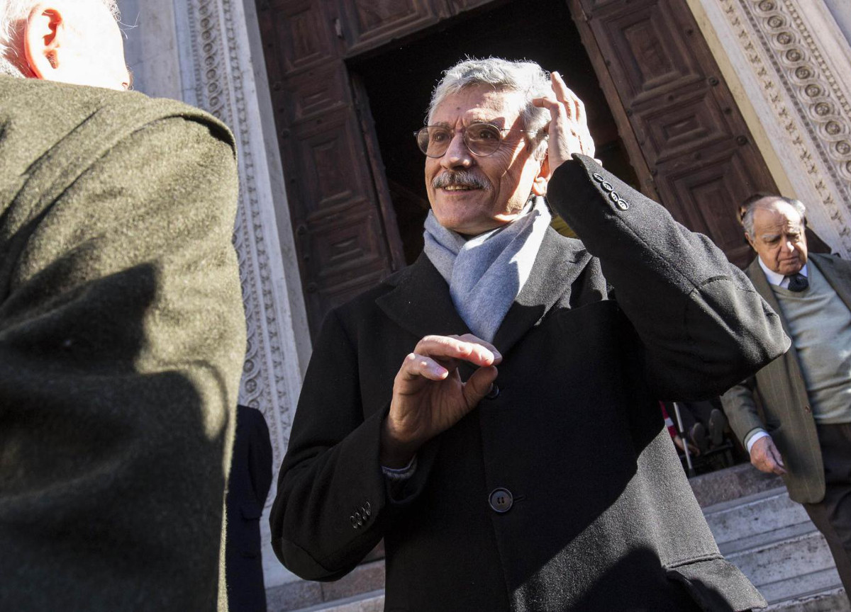 Caso D’Alema, salta la prima testa per armi alla Colombia. Via dg Fincantieri Caso D’Alema, salta la prima testa per armi alla Colombia. Via dg Fincantieri