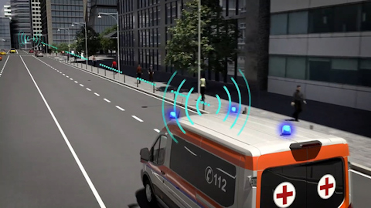 Ford sperimenta la tecnologia per “semafori intelligenti” Ford sperimenta la tecnologia per “semafori intelligenti”