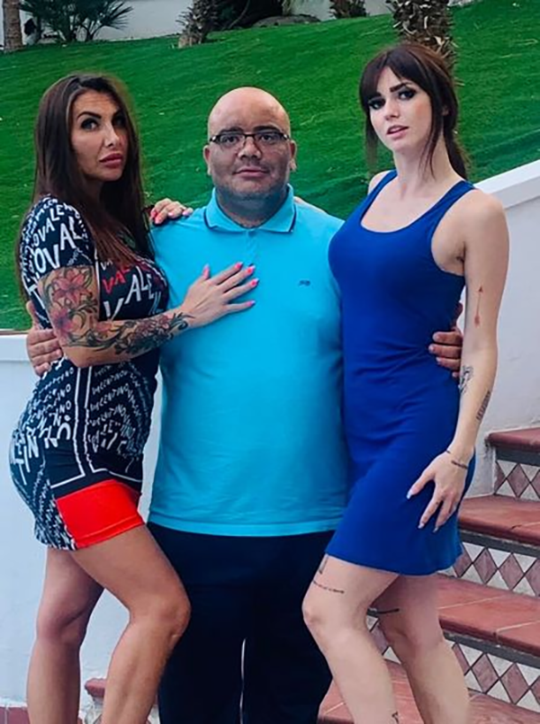 “Davide Fontana ossessionato e geloso. Si finse Carol, disse che era a Dubai”
