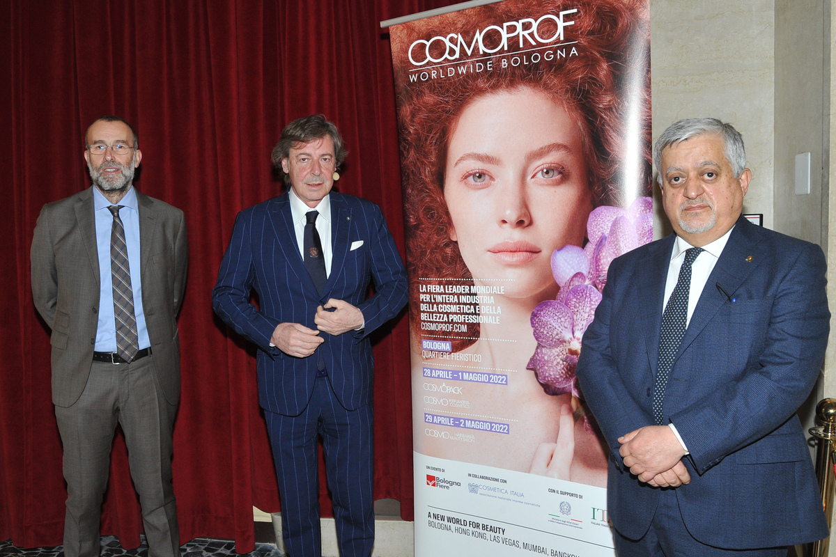 Cosmoprof Worlwide torna in presenza, 2.700 aziende da 70 paesi Cosmoprof Worlwide torna in presenza, 2.700 aziende da 70 paesi