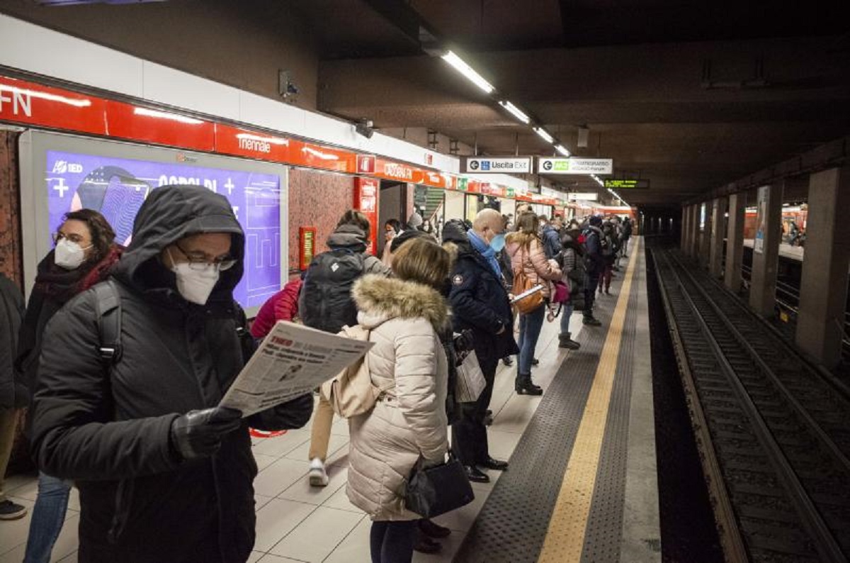 Covid, regole dal 1 aprile: cosa cambia da domani Covid, regole dal 1 aprile: cosa cambia da domani