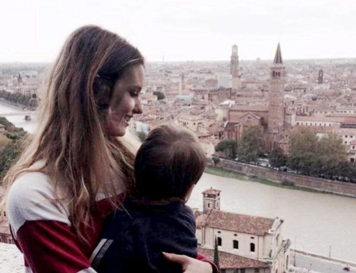 “Davide Fontana ossessionato e geloso. Si finse Carol, disse che era a Dubai”