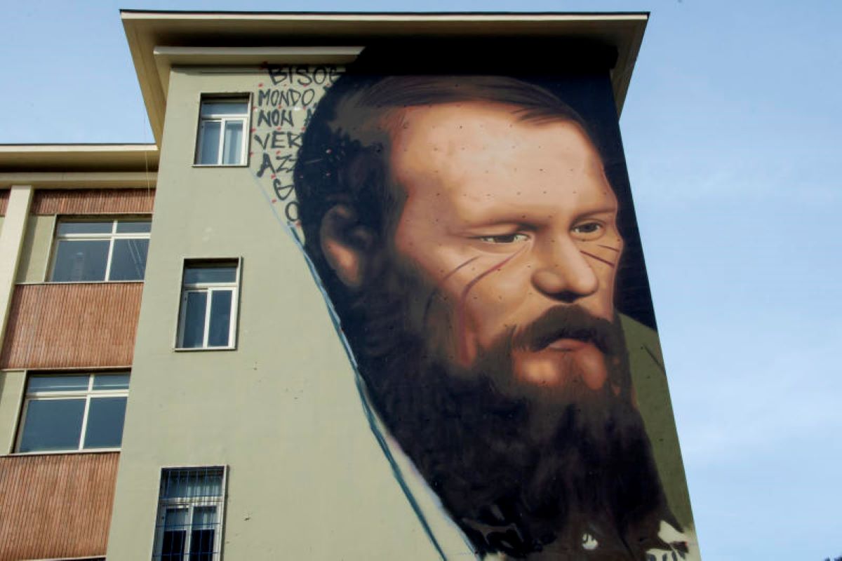 Dostoevskij, Putin elogia murale di Napoli. Jorit: “Più utile io del governo”