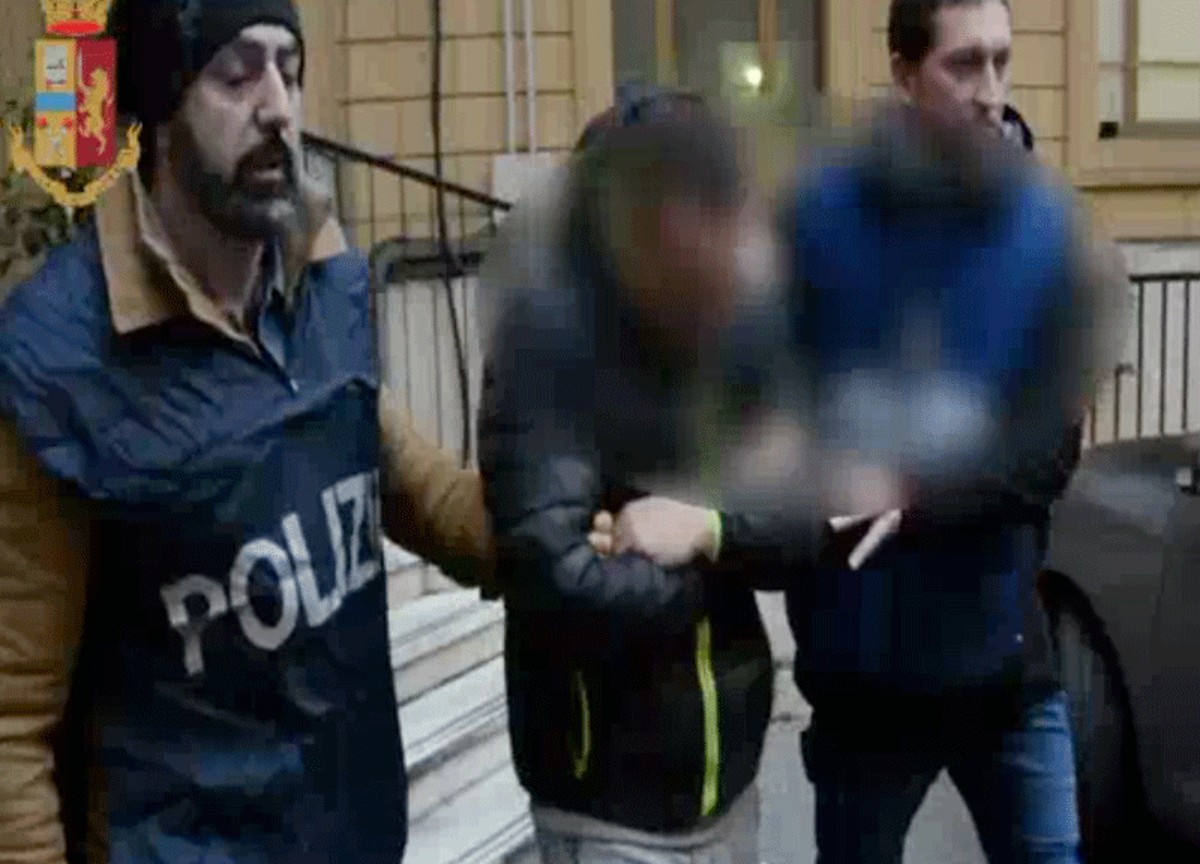Terrorismo internazionale: arrestato presunto autore di diversi attentati Terrorismo internazionale: arrestato presunto autore di diversi attentati