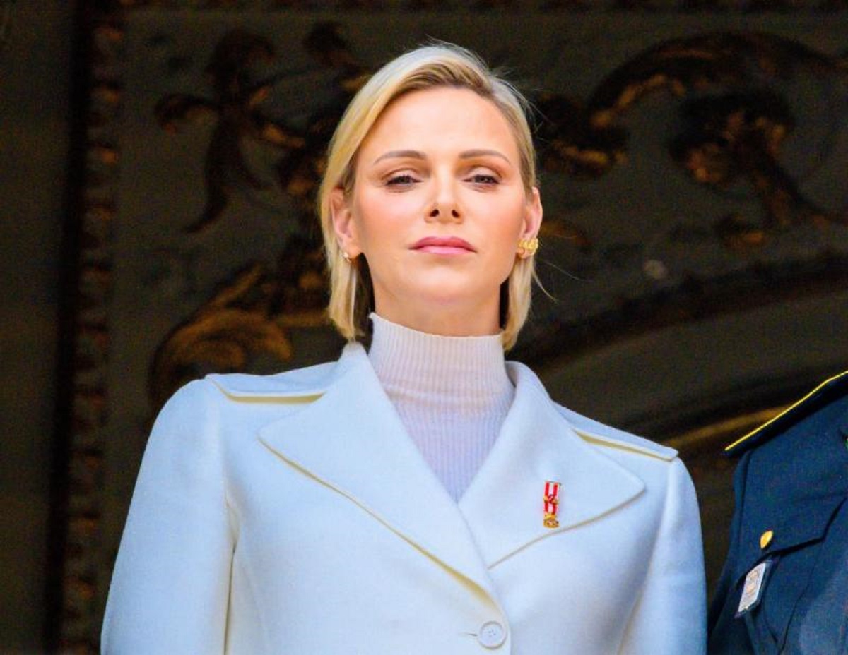 Charlene Monaco, divorzio vicino: “Pesa meno di 50kg, mangia con la cannuccia” Charlene Monaco, divorzio vicino: “Pesa meno di 50kg, mangia con la cannuccia”