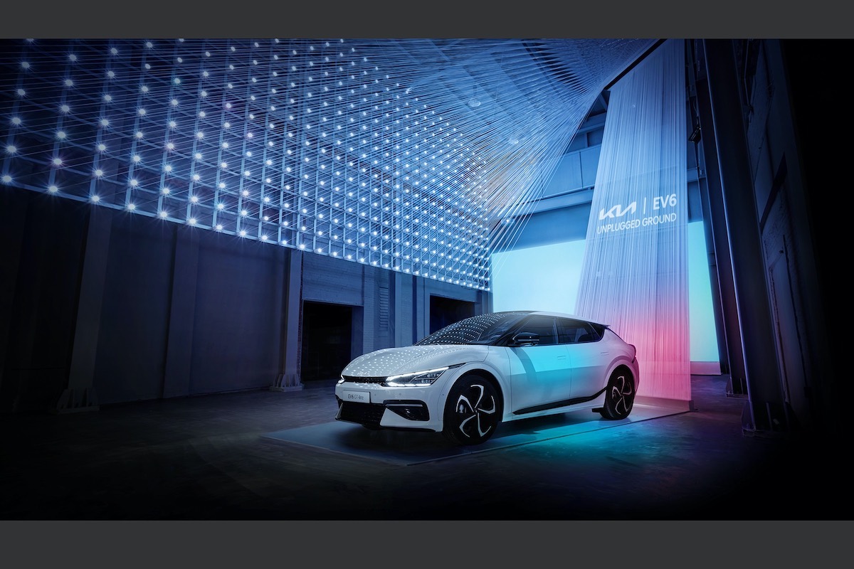 Kia si aggiudica il Red Dot 2022 con la postazione  “EV6 Unplugged Ground”