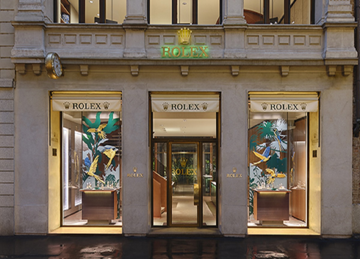 Milano, riapre in via Monte Napoleone lo store Rolex Milano, riapre in via Monte Napoleone lo store Rolex