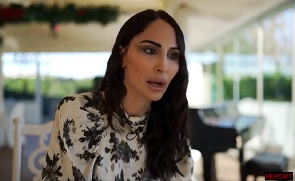 Noemi Letizia annuncia richieste di risarcimento a Sorrentino, Fabri Fibra e.. Noemi Letizia annuncia richieste di risarcimento a Sorrentino, Fabri Fibra e..