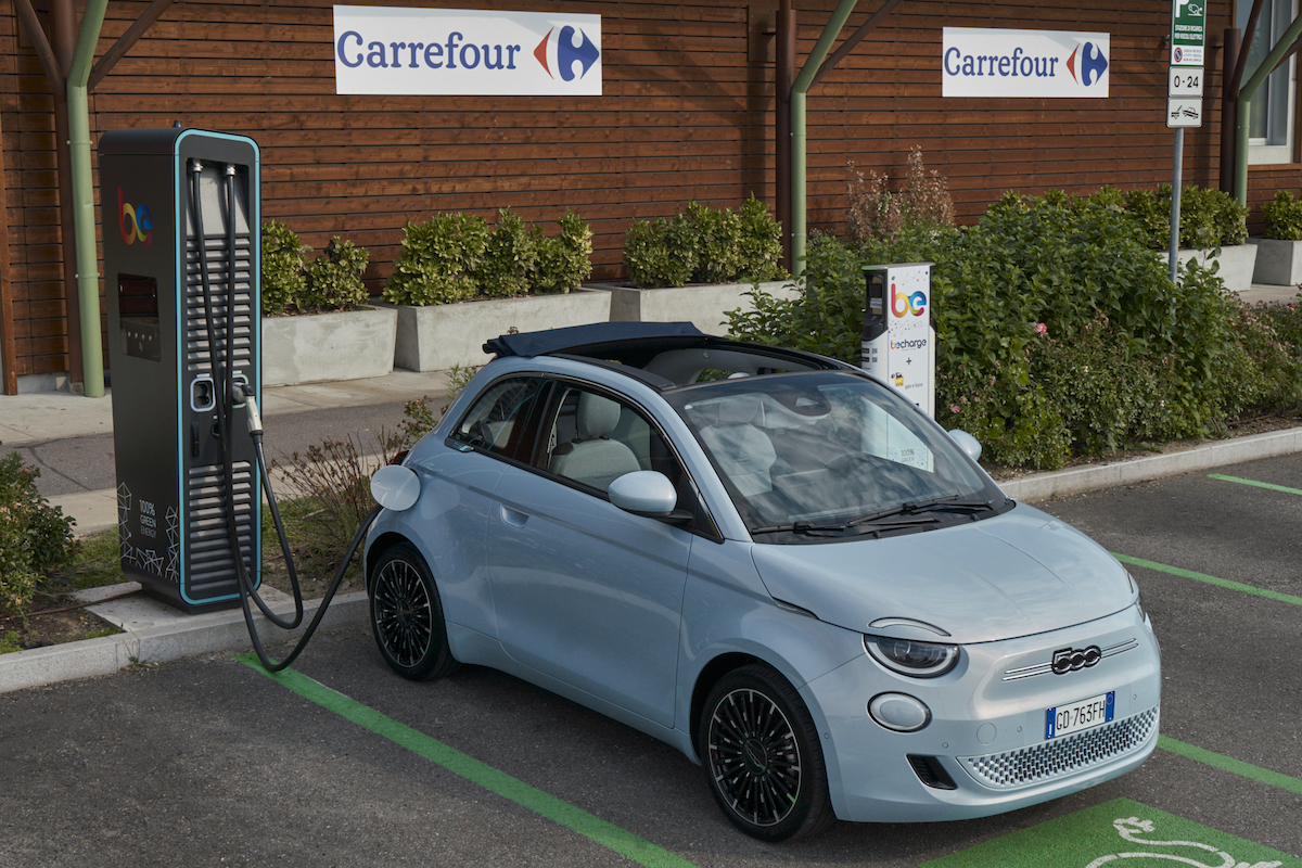 Shop & Charge: la spesa si fa in elettrico