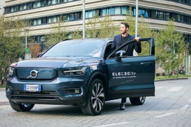 Volvo inaugura a Milano il servizio di car-sharing Elec3city