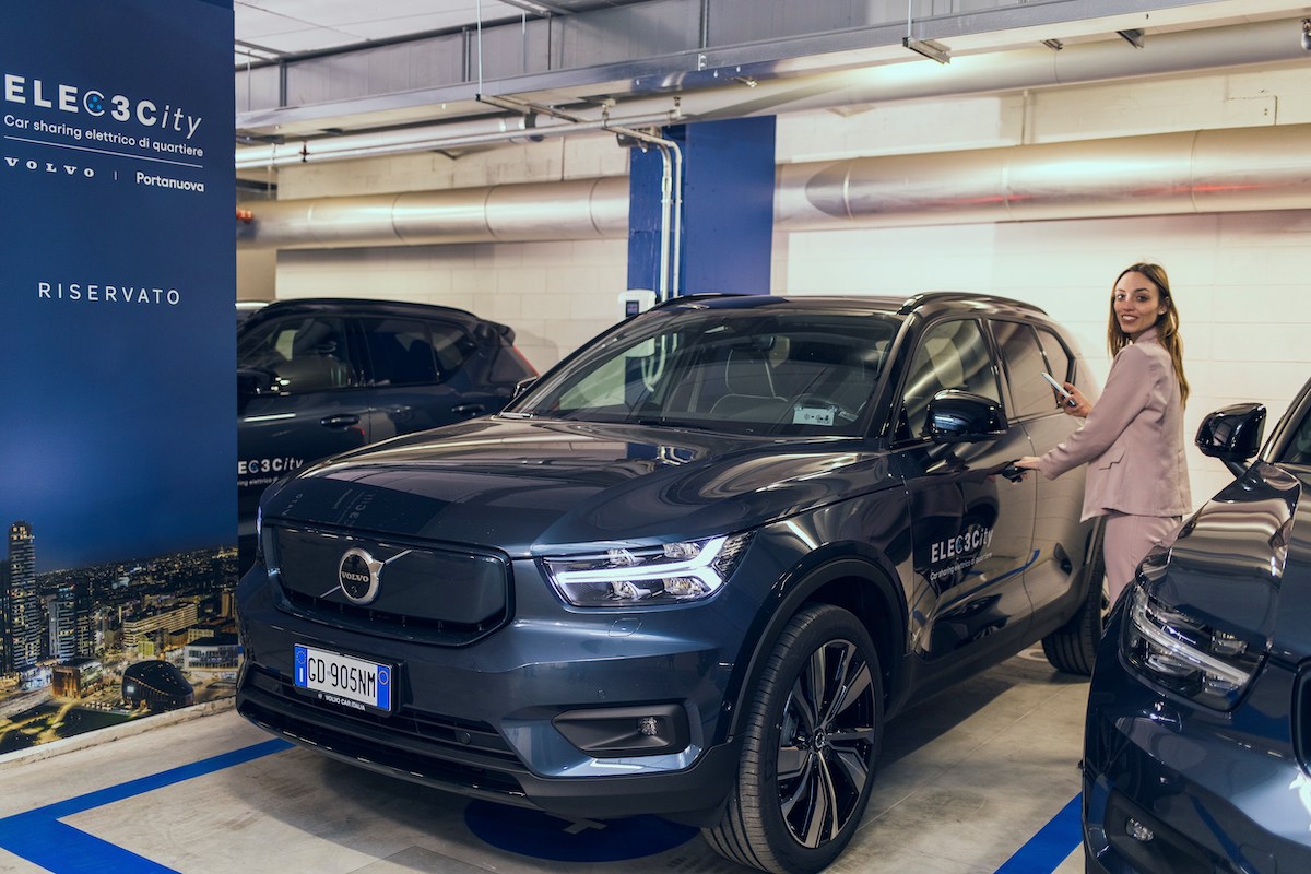 Volvo inaugura a Milano il servizio di car-sharing Elec3city