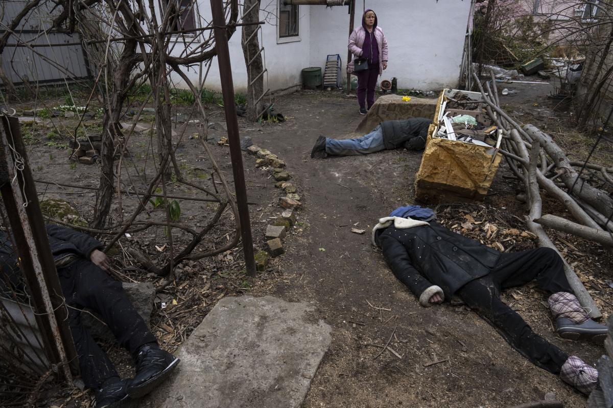 Ucraina, Bucha? “Kiev paga 25 dollari a persona per fare la scena” Ucraina, Bucha? “Kiev paga 25 dollari a persona per fare la scena”