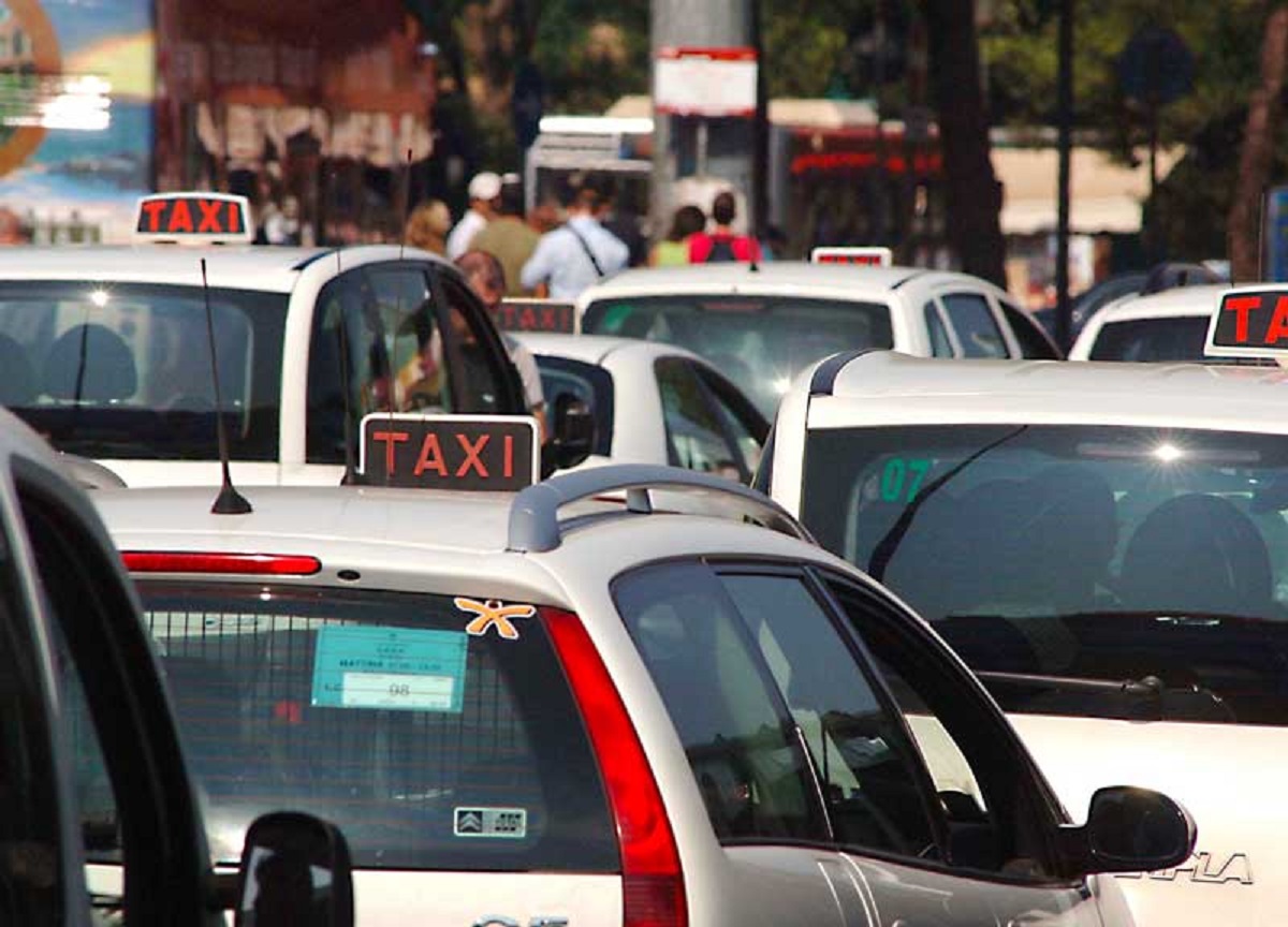 Taxi, ancora proteste: mercato ancora sotto del 40% Taxi, ancora proteste: mercato ancora sotto del 40%