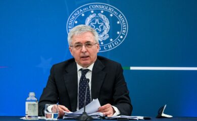 Dl bollette, ok da Commissioni. Franco: con stop gas russo Pil sotto al 2,3%