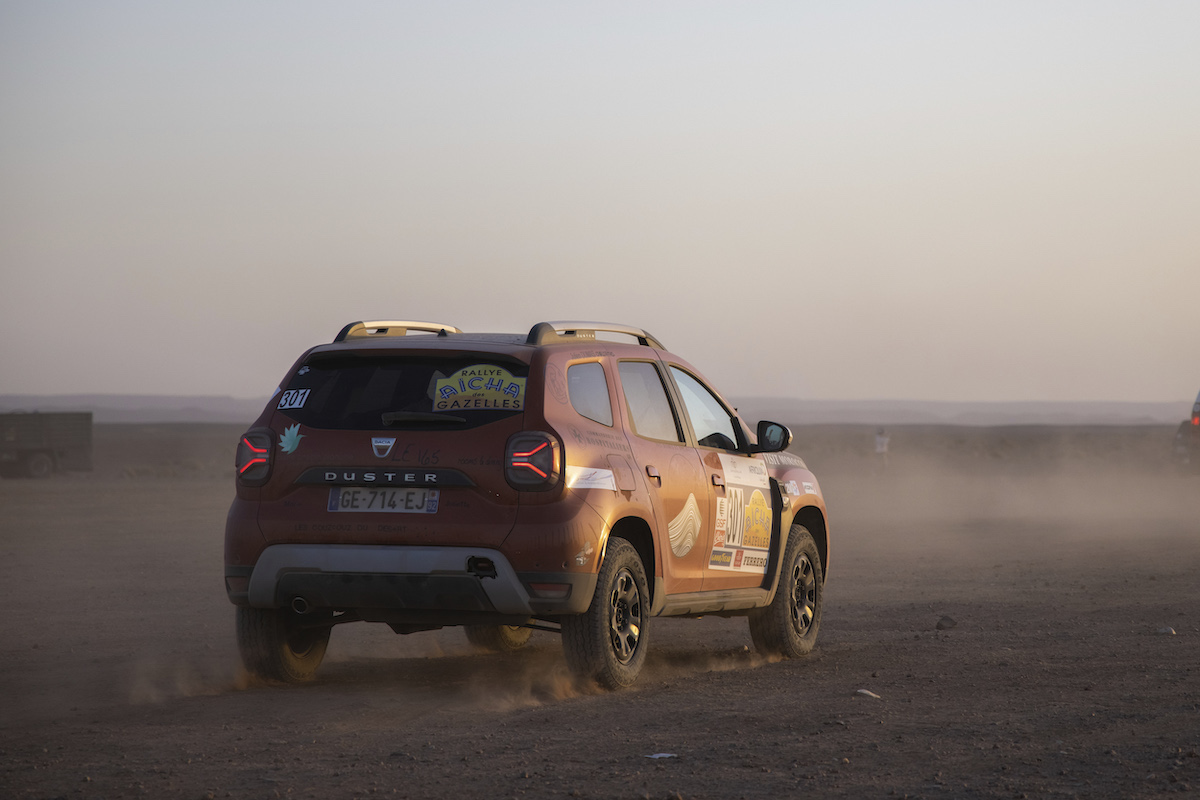 Dacia Duster protagonista al Rally Aïcha Des Gazelles Dacia Duster protagonista al Rally Aïcha Des Gazelles