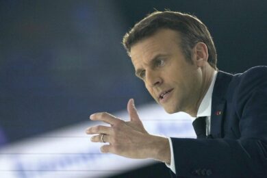 Francia 2022 Macron-Le Pen: sondaggio clamoroso, ma attenti a… I numeri