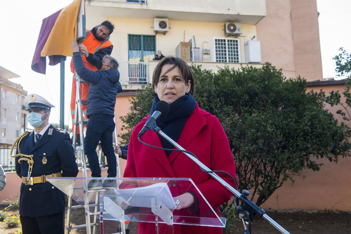 Lucarelli e le fatiche di Ercole con Gualtieri: le persone non sono numeri Lucarelli e le fatiche di Ercole con Gualtieri: le persone non sono numeri