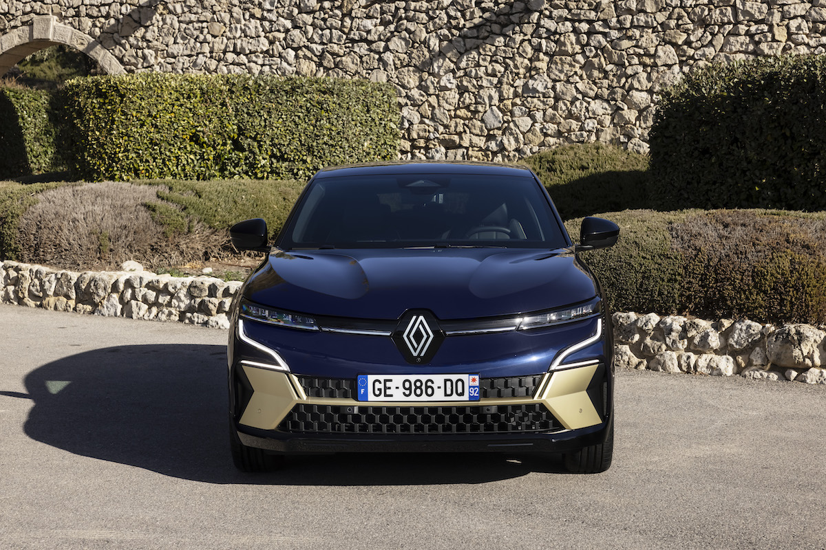 La Mégane E-TECH Electric stupisce anche per il sound La Mégane E-TECH Electric stupisce anche per il sound