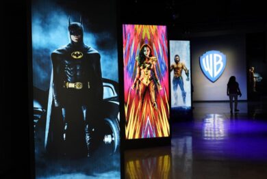 Warner Bros sfida Netflix e Amazon. Pronto il nuovo colosso con Discovery