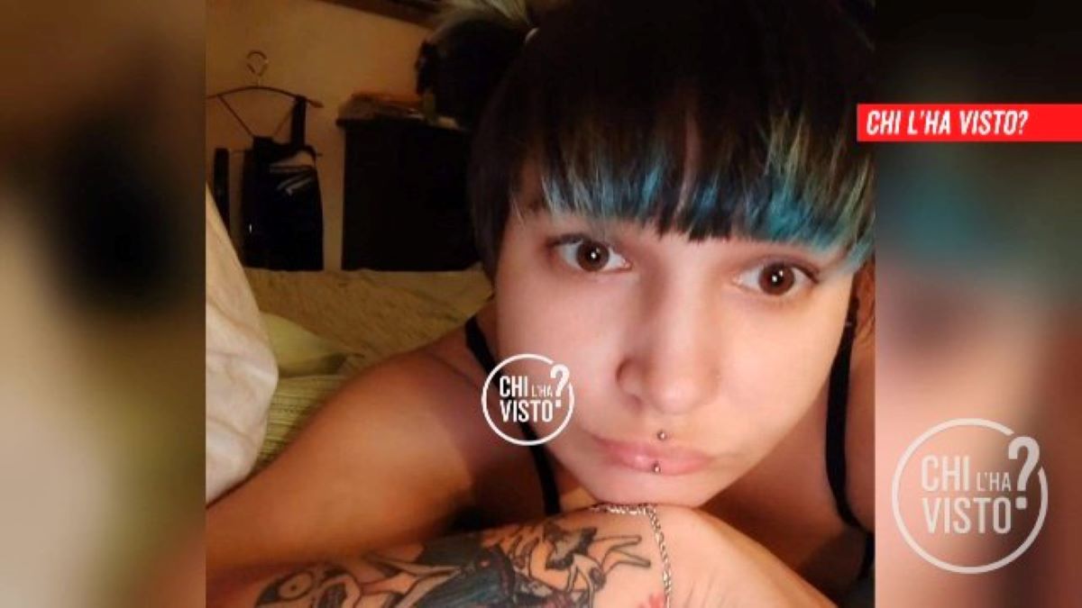 Andreea Rabciuc scomparsa da un mese, le ultime chat per scoprire la verità Andreea Rabciuc scomparsa da un mese, le ultime chat per scoprire la verità